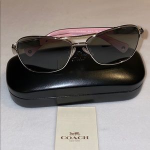 NWOT Coach Aviator Sunglasses
